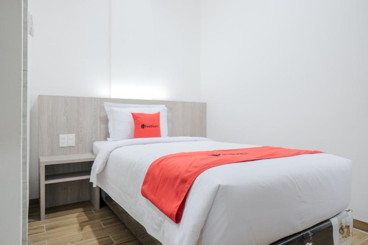 Reddoorz Plus @ Jalan Juanda Medan Extérieur photo