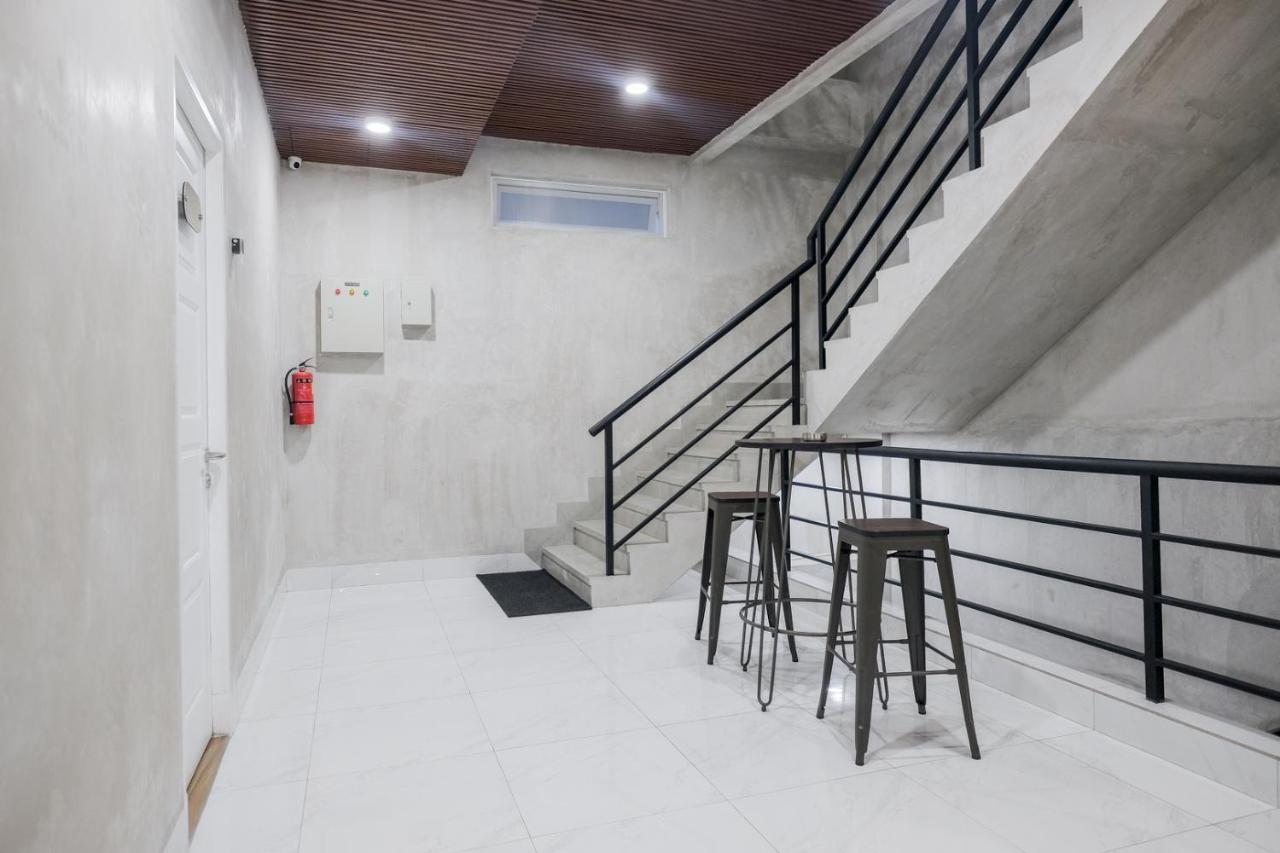 Reddoorz Plus @ Jalan Juanda Medan Extérieur photo