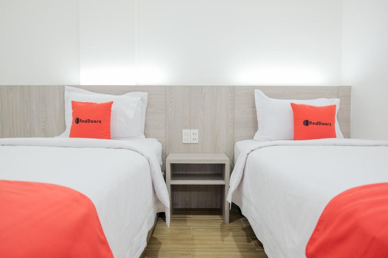 Reddoorz Plus @ Jalan Juanda Medan Extérieur photo