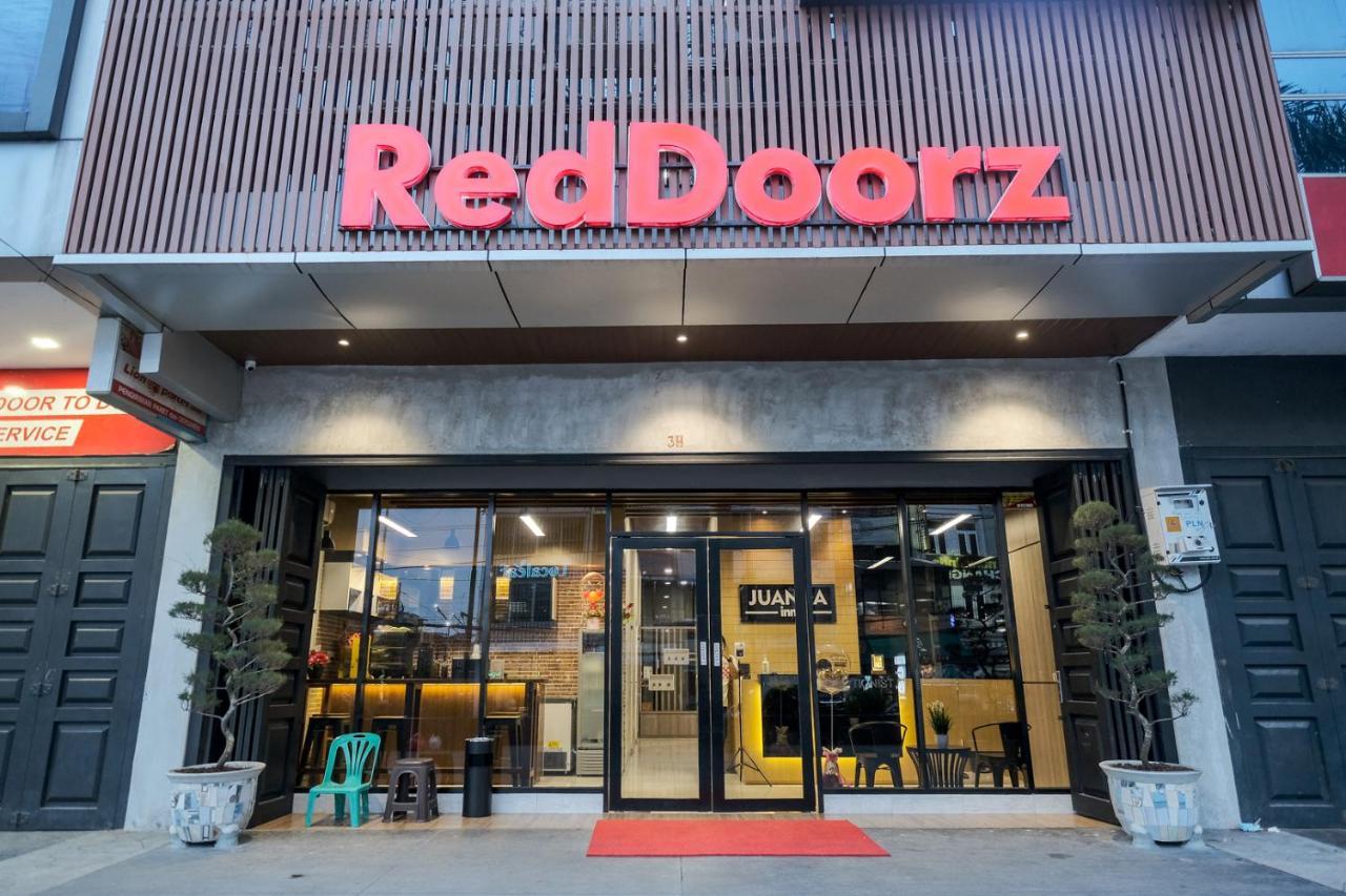 Reddoorz Plus @ Jalan Juanda Medan Extérieur photo